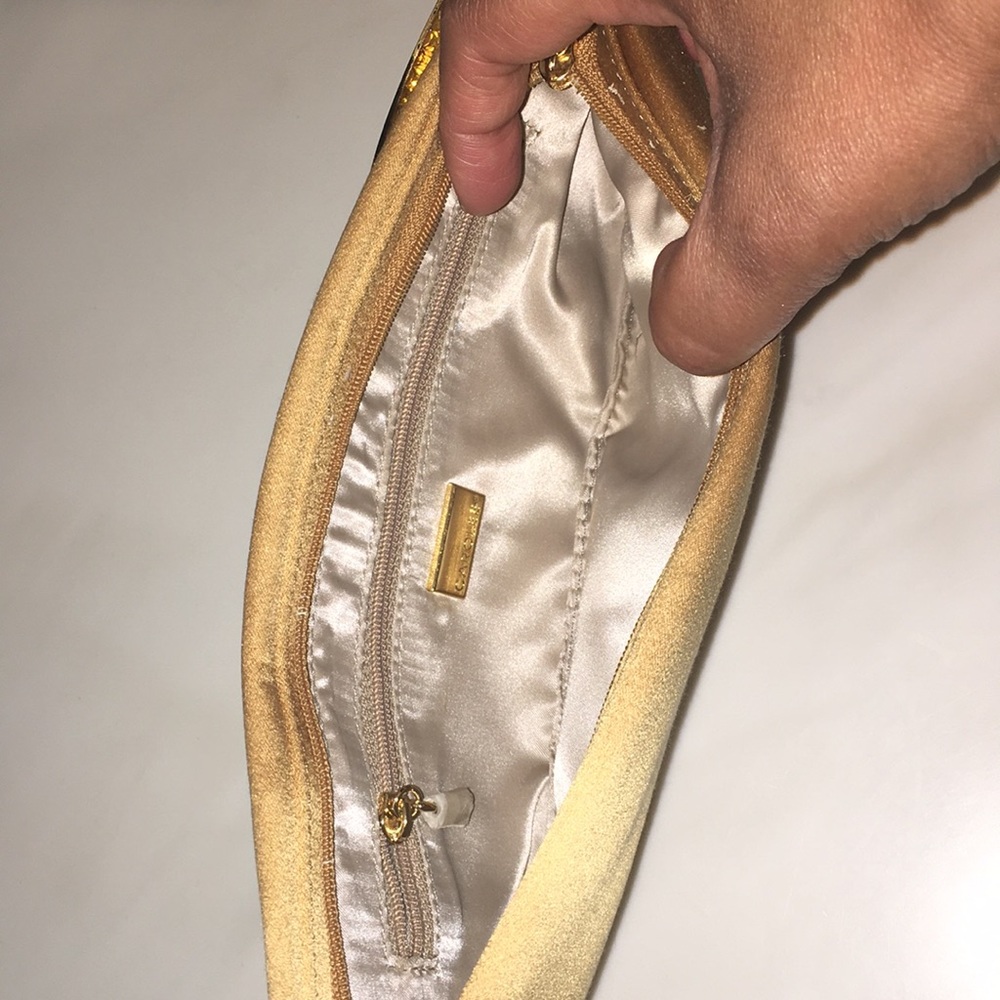 Clutch velvet purse with bangle zipper - Picture 6 of 6